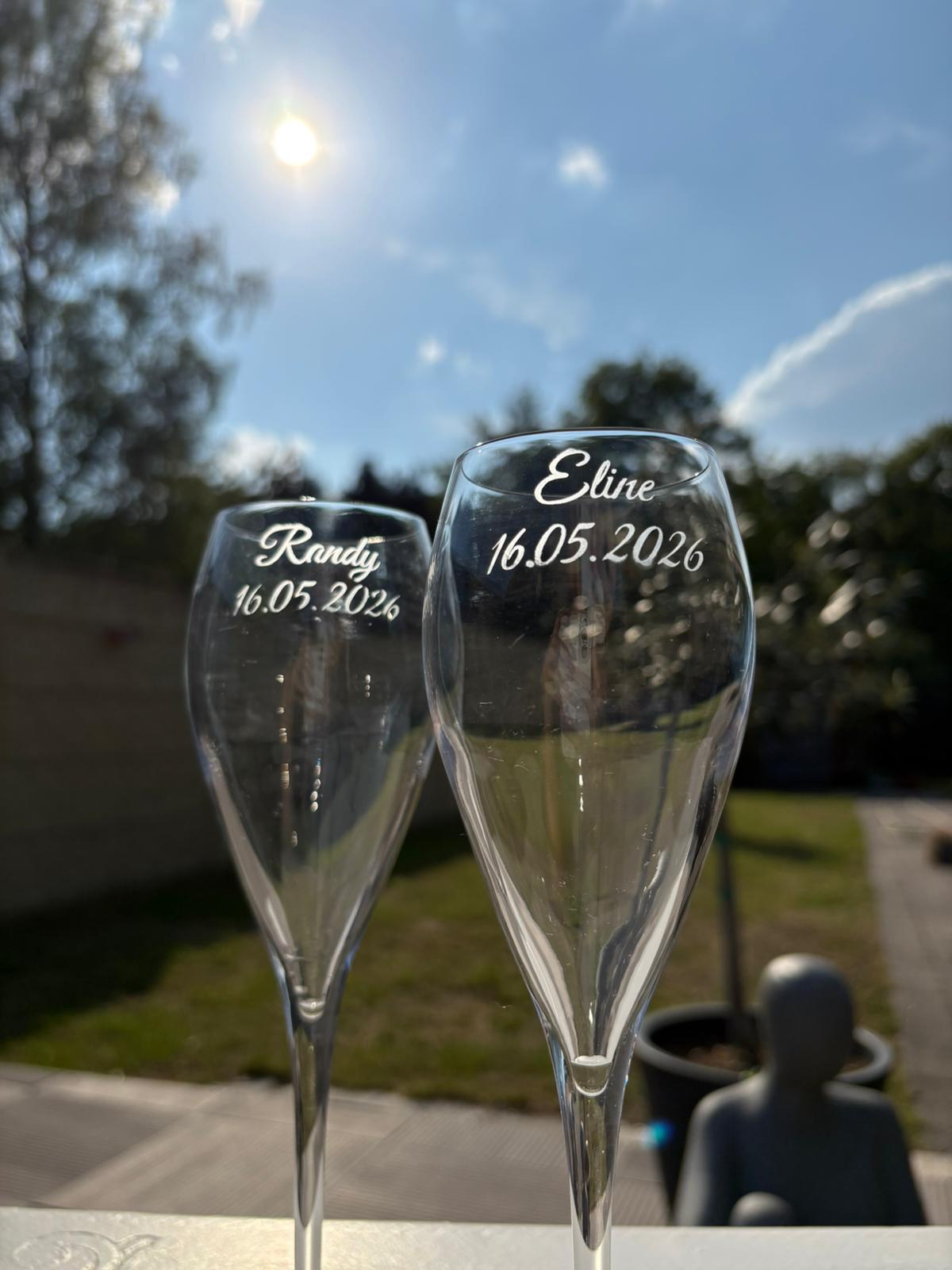 Champagne glazen met gravure